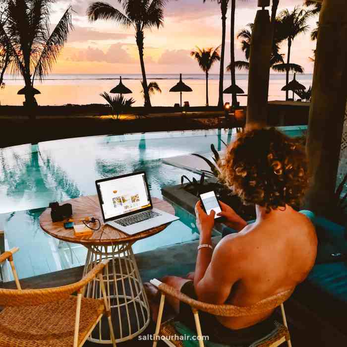 Digital nomad travel tips